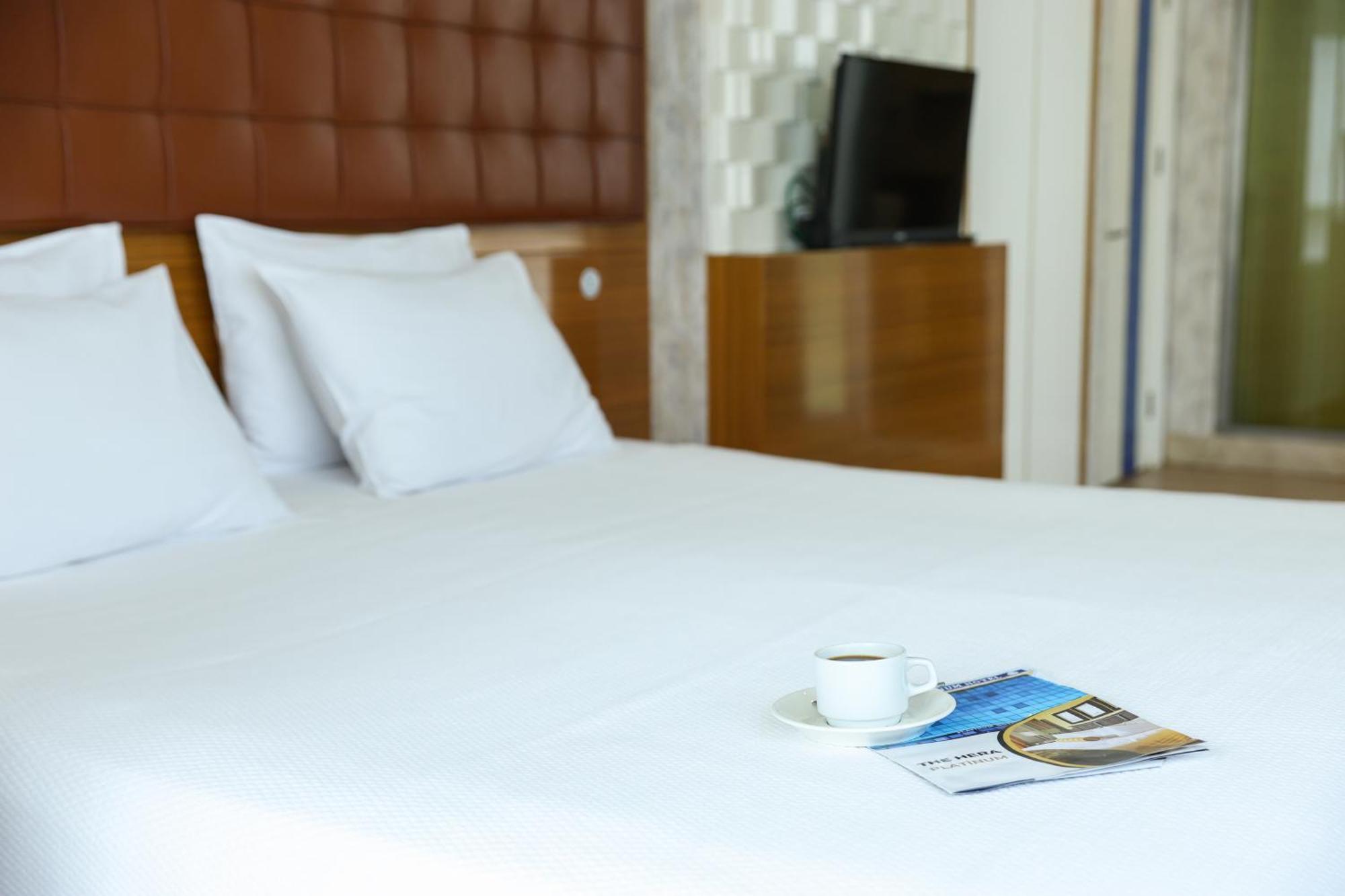 The Hera Platinum Hotel Istanbul Exterior photo