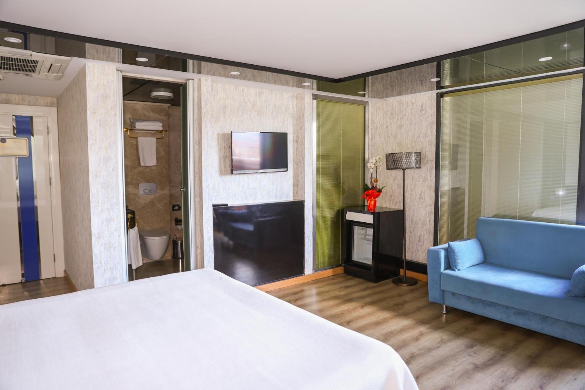 The Hera Platinum Hotel Istanbul Exterior photo